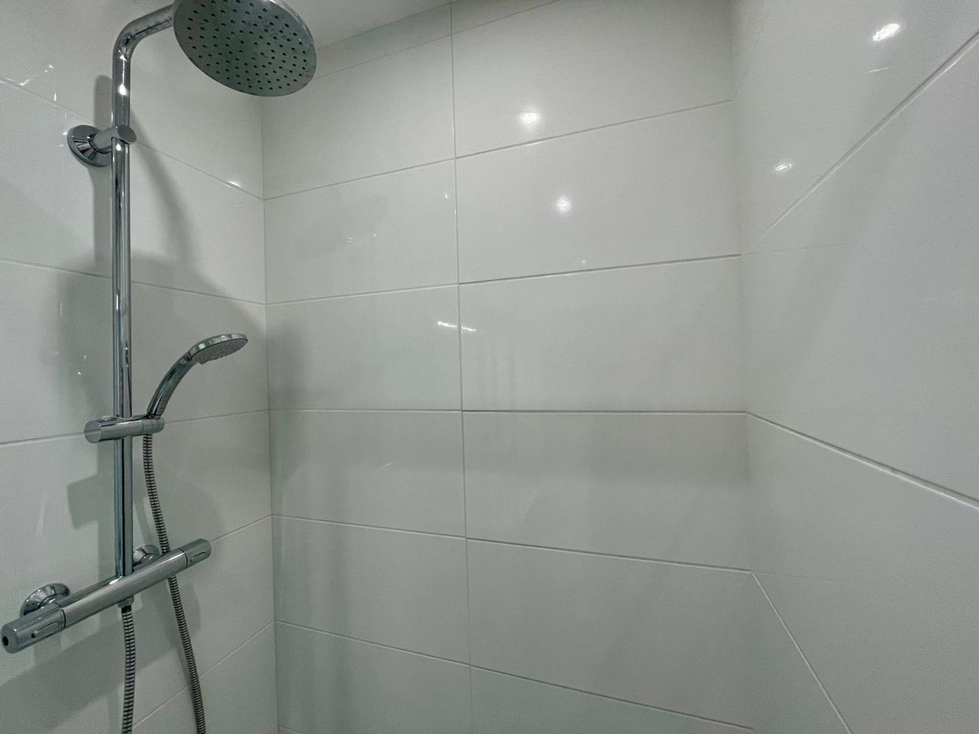 Bngo I Le Spacieux I 3 Chambres, 2 Salles De Bain, Parking Prive Gratuit, 8 Personnes, Vieux Hypercentre * Lyon