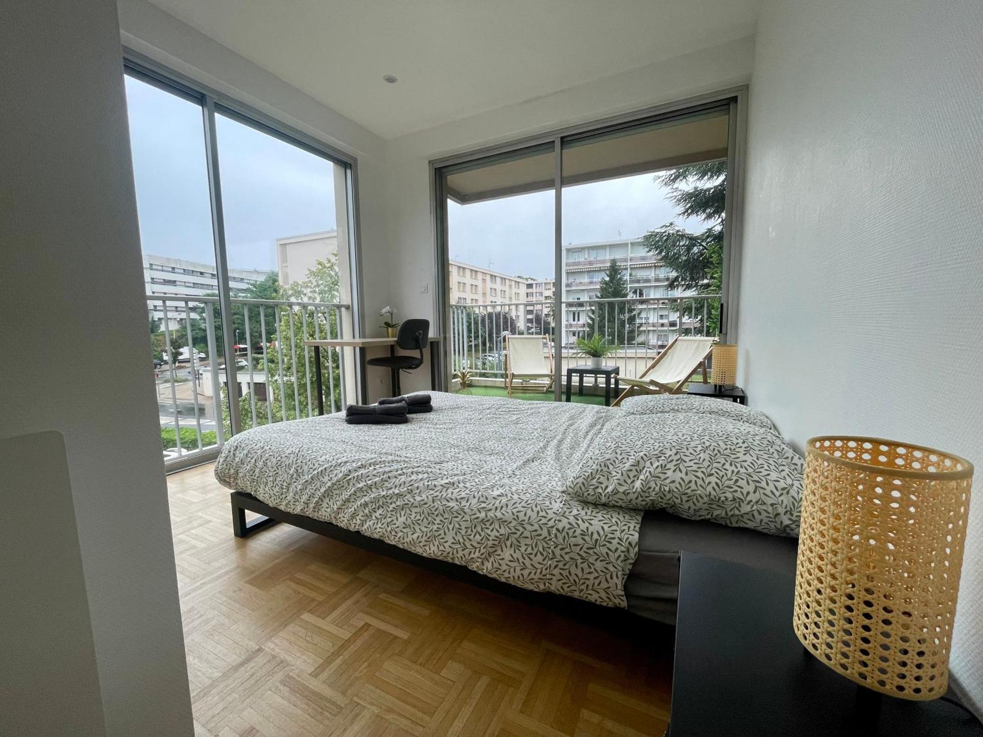 Bngo I Le Spacieux I 3 Chambres, 2 Salles De Bain, Parking Prive Gratuit, 8 Personnes, Vieux Hypercentre * Lyon